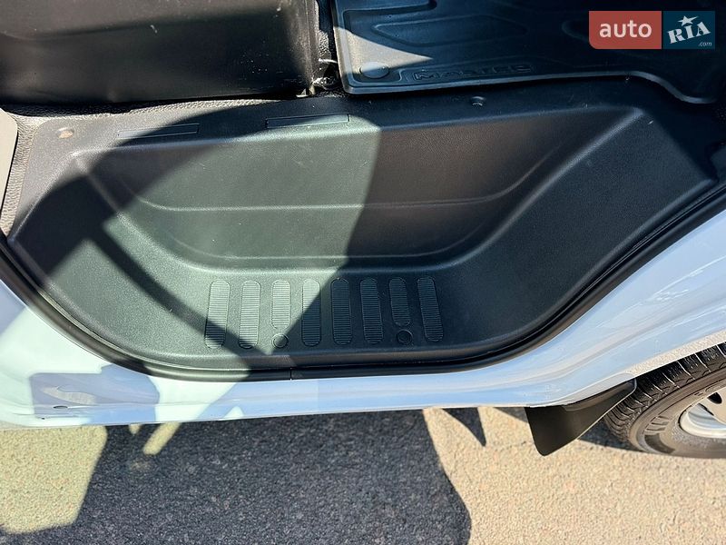 Городской автобус Renault Master 2019 в Киеве