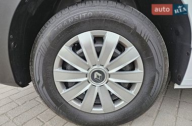 Вантажний фургон Renault Master 2022 в Львові