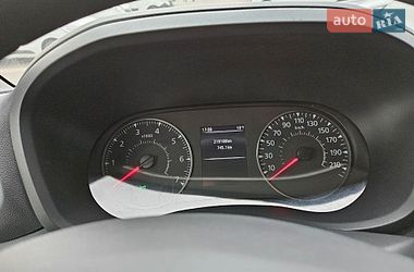 Вантажний фургон Renault Master 2022 в Львові