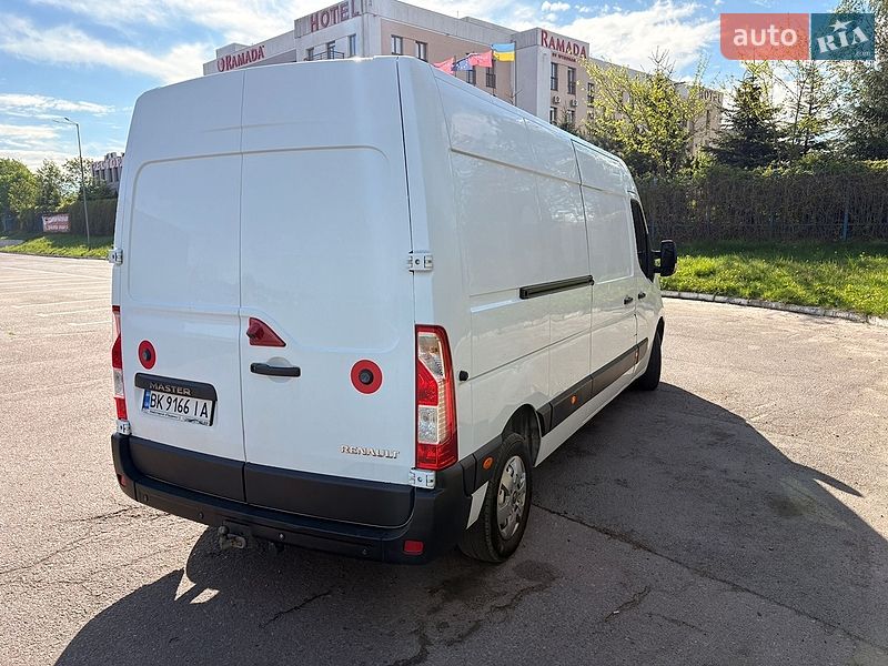 Грузовой фургон Renault Master 2018 в Львове