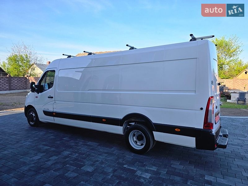 Грузовой фургон Renault Master 2018 в Дубно