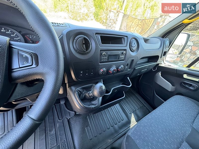 Мікроавтобус Renault Master 2016 в Бердичеві