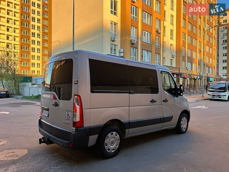 Минивэн Renault Master 2013 в Киеве