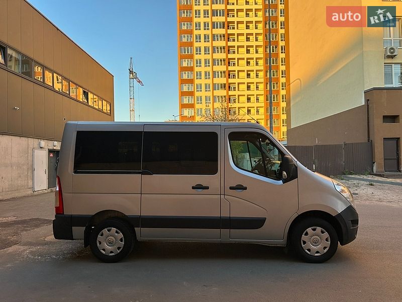 Минивэн Renault Master 2013 в Киеве