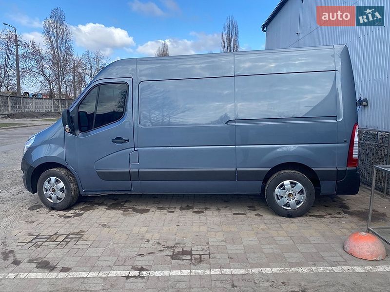 Грузовой фургон Renault Master 2016 в Киеве