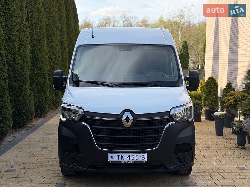 Вантажний фургон Renault Master 2022 в Радивиліві