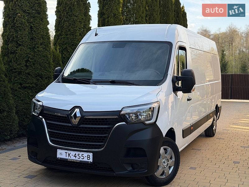 Вантажний фургон Renault Master 2022 в Радивиліві