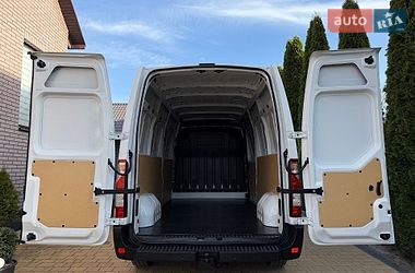 Вантажний фургон Renault Master 2022 в Радивиліві