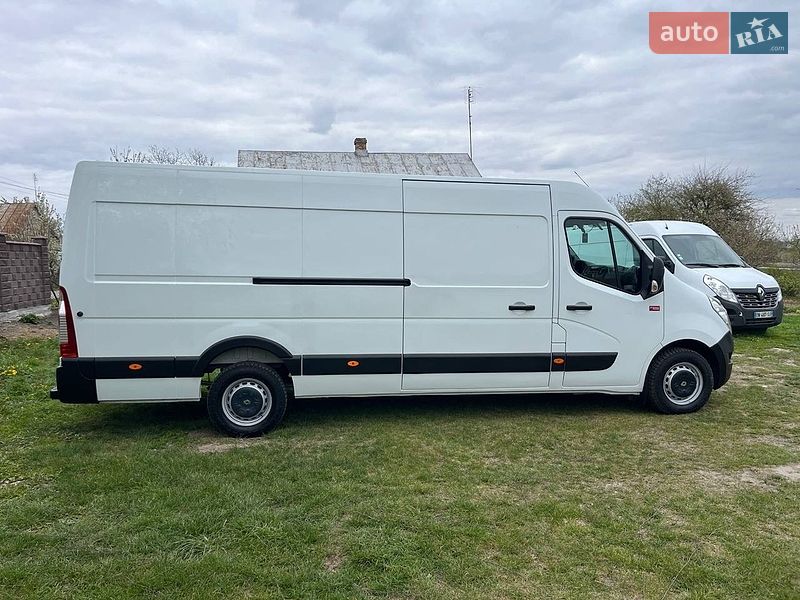 Вантажний фургон Renault Master 2018 в Дубні