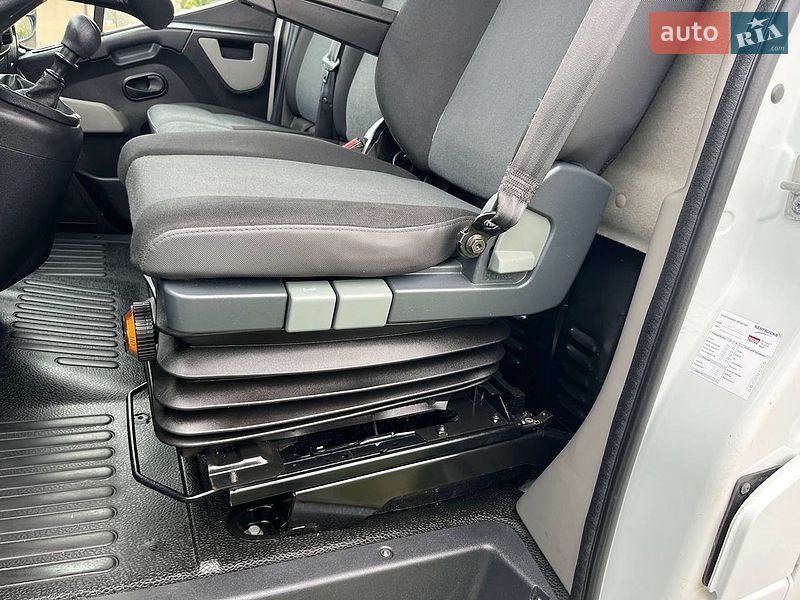 Вантажний фургон Renault Master 2018 в Дубні