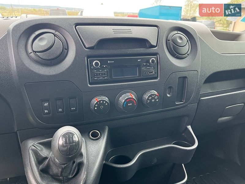 Вантажний фургон Renault Master 2018 в Дубні