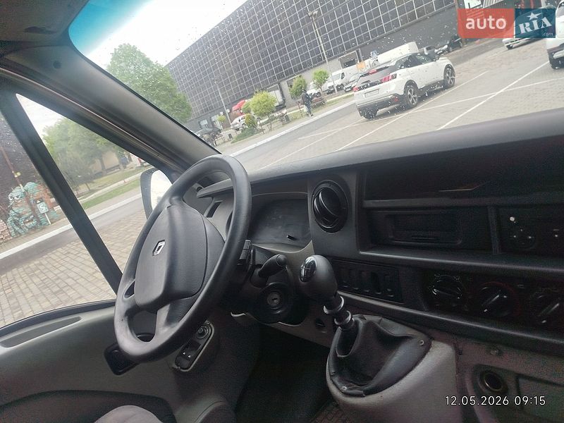 Грузовой фургон Renault Master 2009 в Луцке