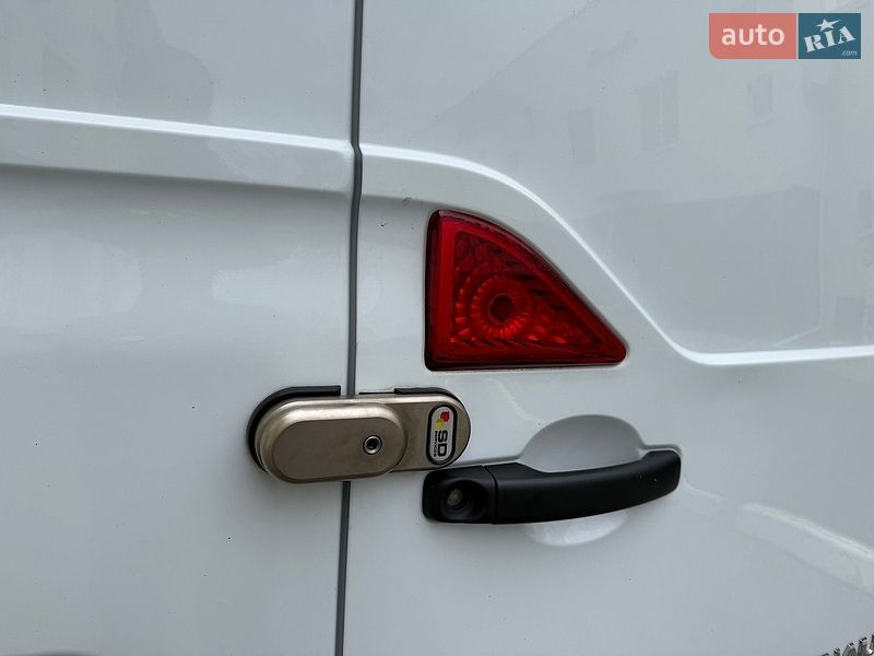 Микроавтобус грузовой (до 3,5т) Renault Master 2022 в Львове