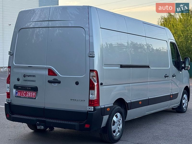 Вантажний фургон Renault Master 2021 в Дубні