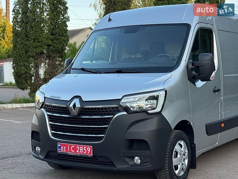 Вантажний фургон Renault Master 2021 в Дубні