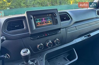 Вантажний фургон Renault Master 2021 в Дубні