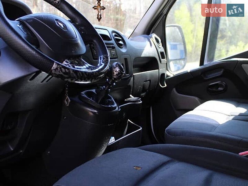 Вантажний фургон Renault Master 2016 в Ковелі