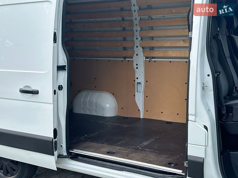 Вантажний фургон Renault Master 2016 в Дубні фото 48 Вантажний фургон Renault Master 2016 в Дубні