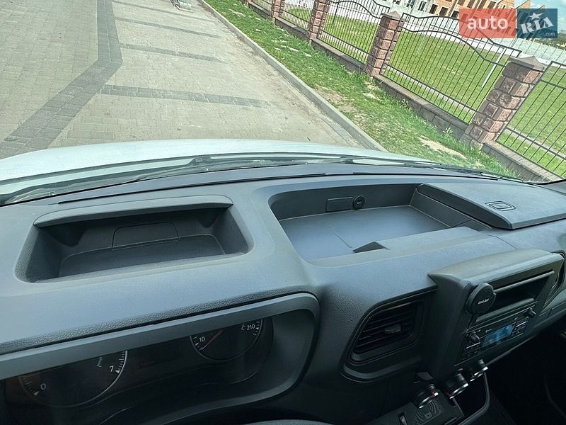 Грузовой фургон Renault Master 2021 в Ровно