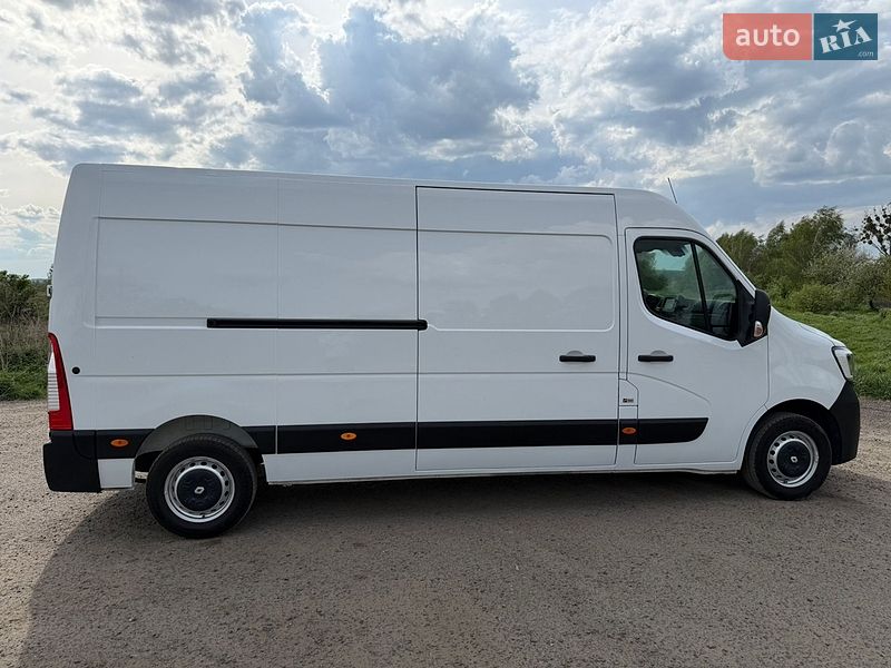 Грузовой фургон Renault Master 2022 в Дубно