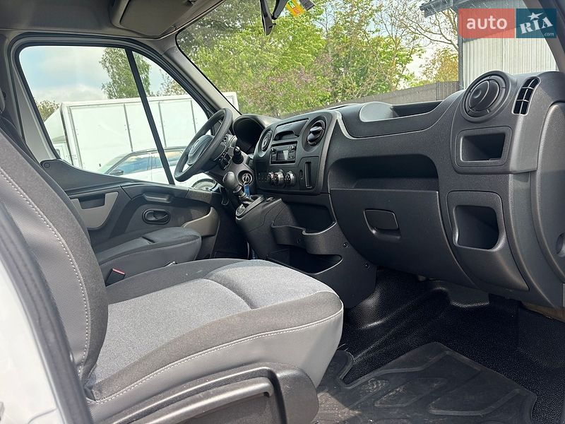 Тентованый Renault Master 2018 в Нововолынске