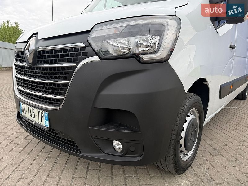 Грузовой фургон Renault Master 2023 в Дубно