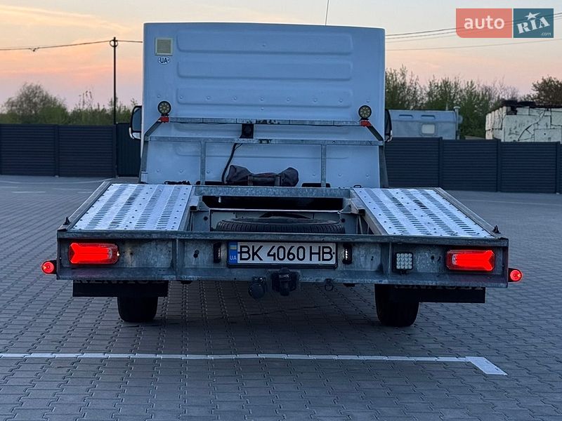 Автовоз Renault Master 2015 в Дубно