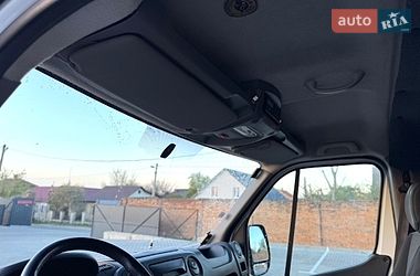 Автовоз Renault Master 2015 в Дубно
