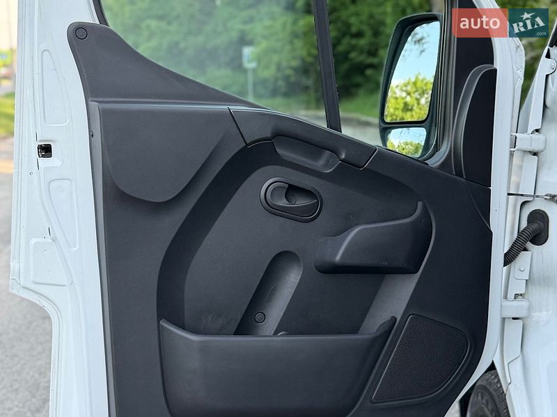 Вантажний фургон Renault Master 2020 в Києві