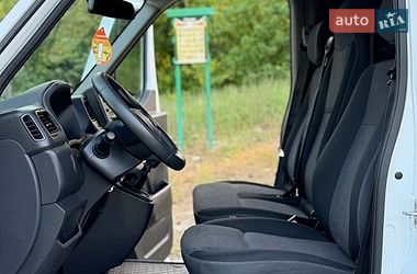 Вантажний фургон Renault Master 2020 в Києві