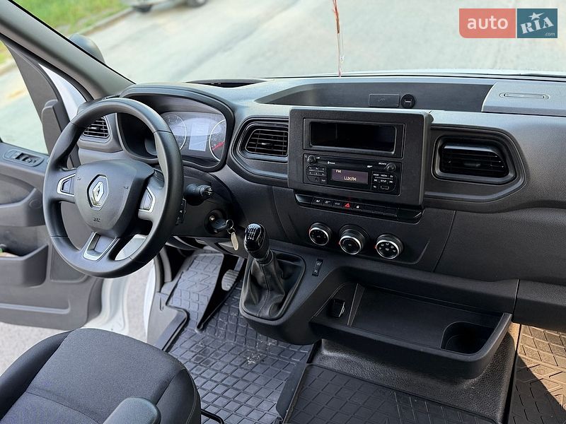 Вантажний фургон Renault Master 2020 в Києві