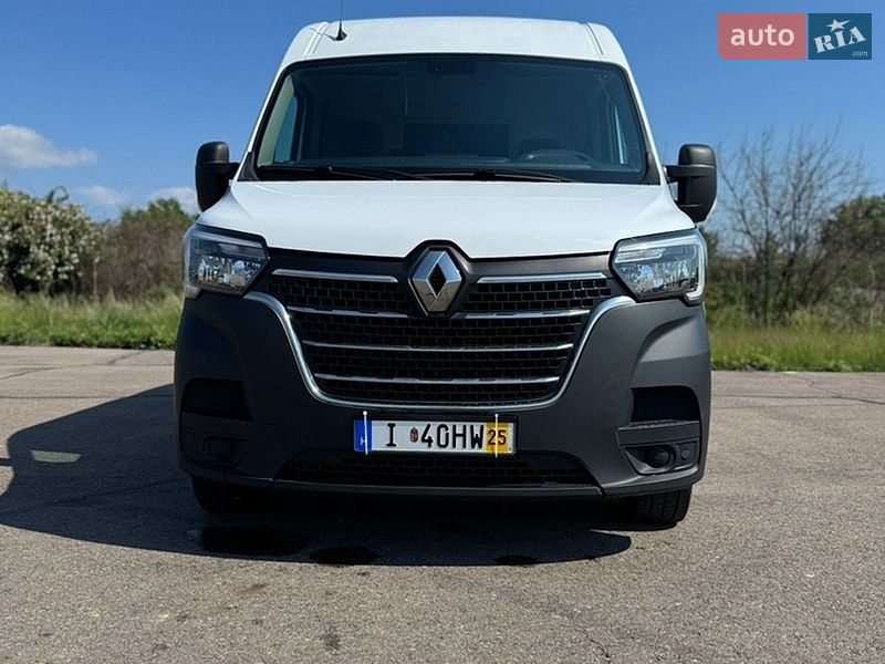 Грузовой фургон Renault Master 2020 в Ужгороде