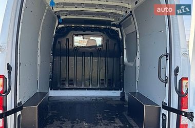 Грузовой фургон Renault Master 2020 в Ужгороде