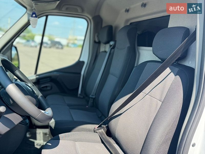 Грузовой фургон Renault Master 2020 в Ужгороде