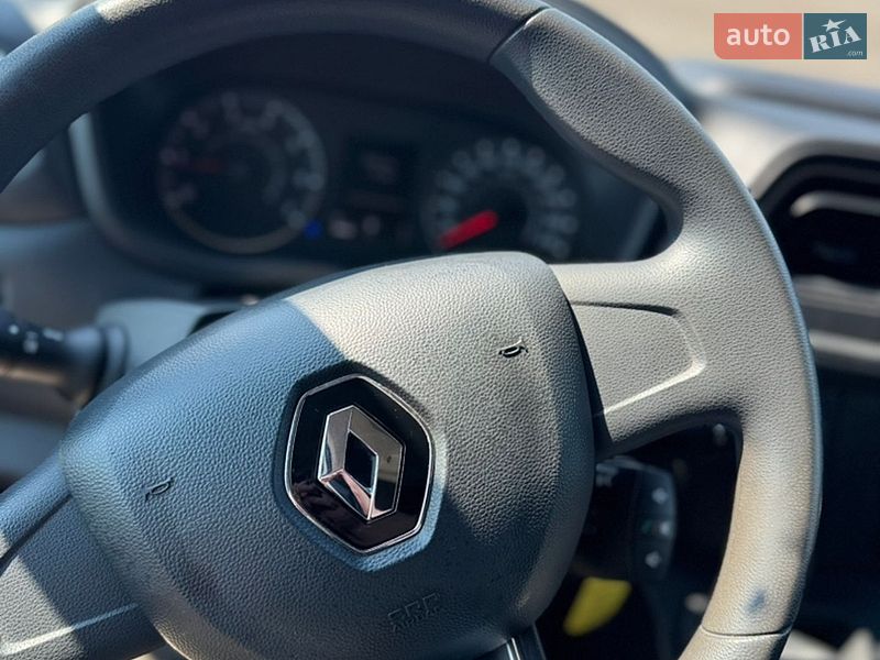 Грузовой фургон Renault Master 2020 в Ужгороде