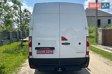 Грузовой фургон Renault Master 2022 в Хусте