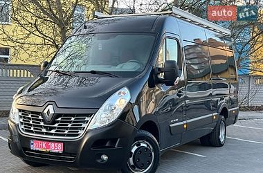 Вантажний фургон Renault Master 2016 в Луцьку
