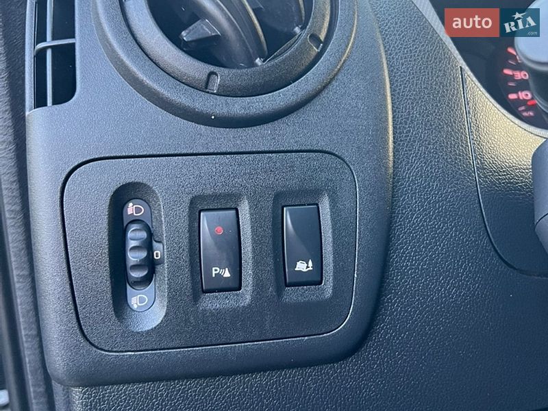 Вантажний фургон Renault Master 2016 в Луцьку фото 17 Вантажний фургон Renault Master 2016 в Луцьку