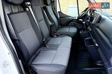 Вантажний фургон Renault Master 2021 в Дубні