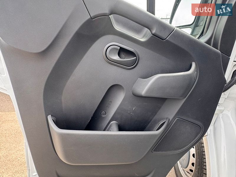 Грузовой фургон Renault Master 2021 в Киеве