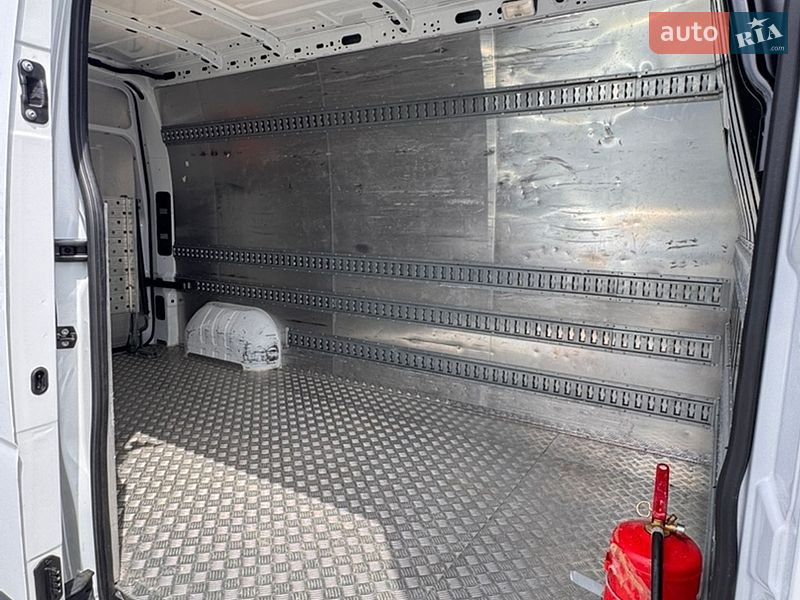 Грузовой фургон Renault Master 2021 в Киеве