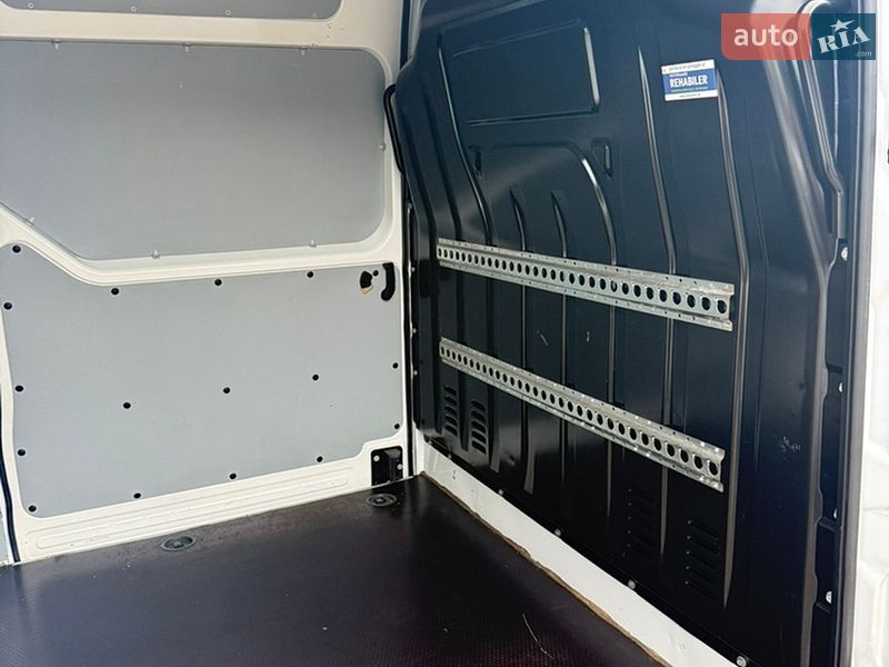 Грузовой фургон Renault Master 2021 в Луцке