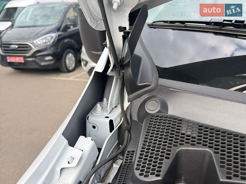 Грузовой фургон Renault Master 2021 в Луцке