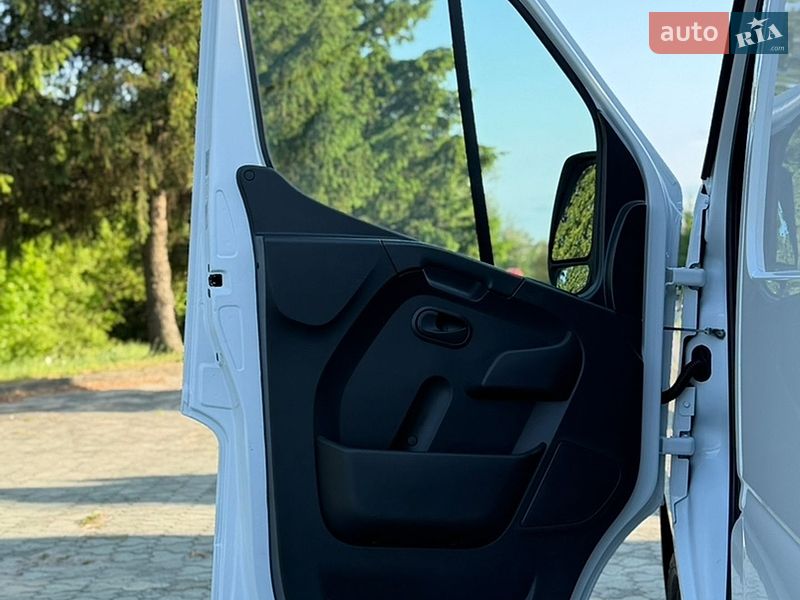 Грузовой фургон Renault Master 2022 в Дубно фото 24 Грузовой фургон Renault Master 2022 в Дубно