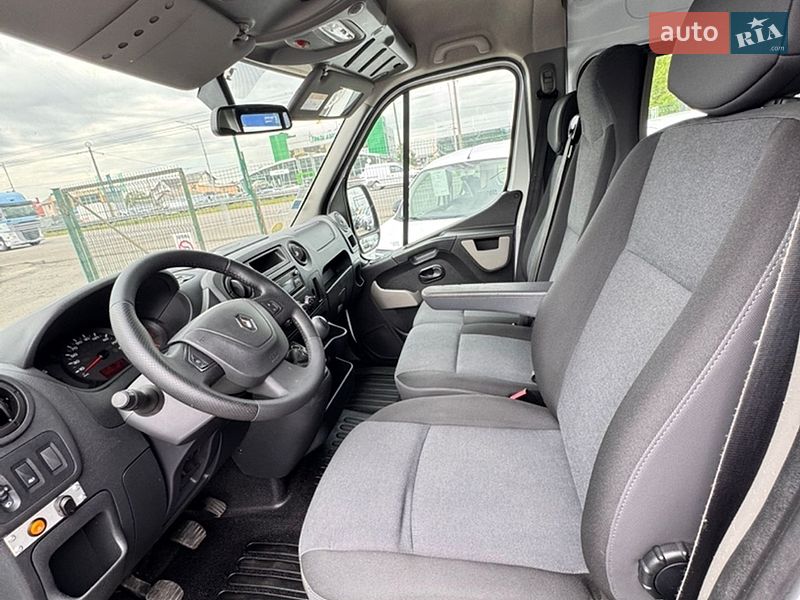 Грузопассажирский фургон Renault Master 2018 в Киеве фото 15 Грузопассажирский фургон Renault Master 2018 в Киеве