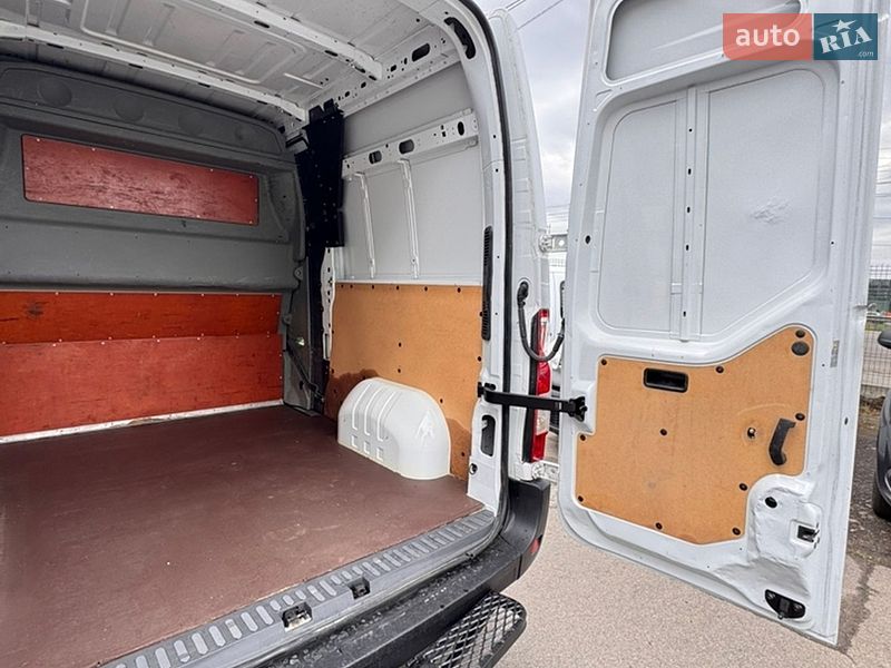 Грузопассажирский фургон Renault Master 2018 в Киеве фото 30 Грузопассажирский фургон Renault Master 2018 в Киеве