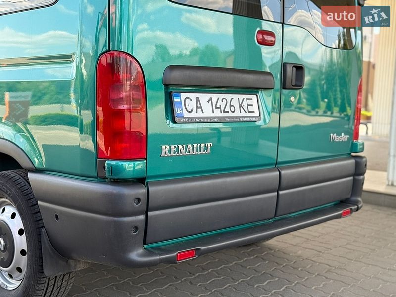 Минивэн Renault Master 2001 в Мостиске