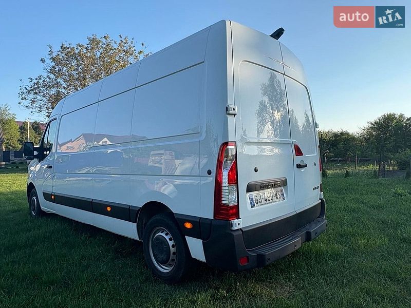Грузовой фургон Renault Master 2022 в Радивилове