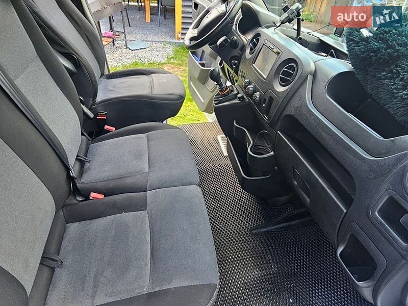 Грузопассажирский фургон Renault Master 2019 в Дрогобыче
