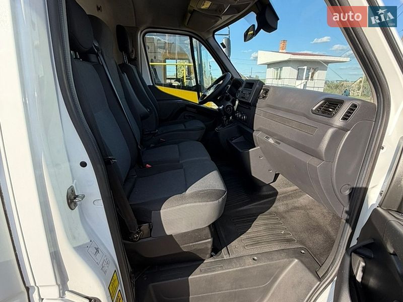 Тентований Renault Master 2021 в Ратному